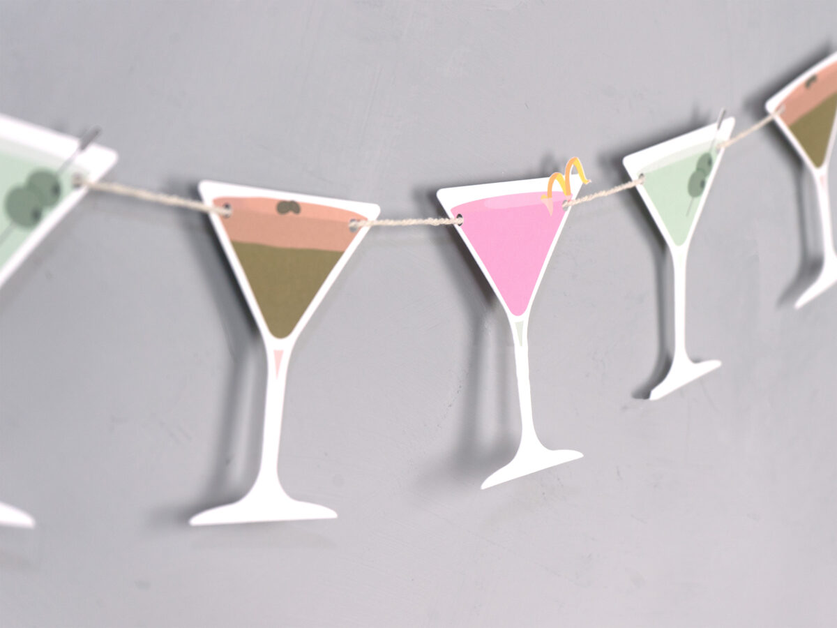 Martini Paper Garland 5 ft. BW177812